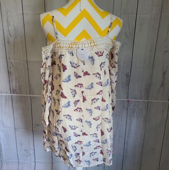 Cream Butterfly Dress - Picture 12 of 14